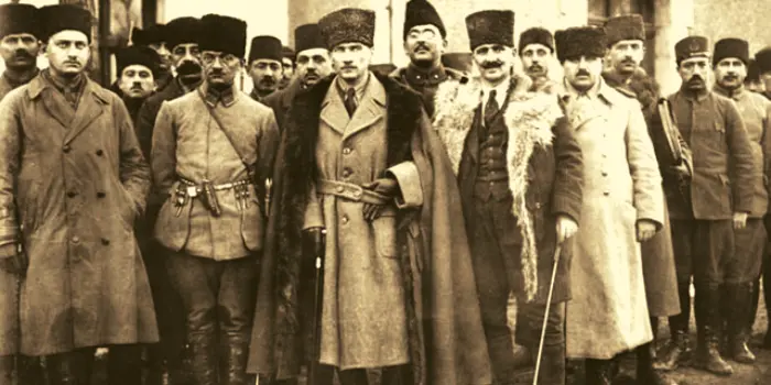 Mustafa Kemal’in Hayatı
